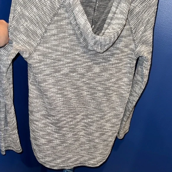 Inspired Hearta- Women’s Grey and White Striped Hoodie Size Large - Picture 13 of 14